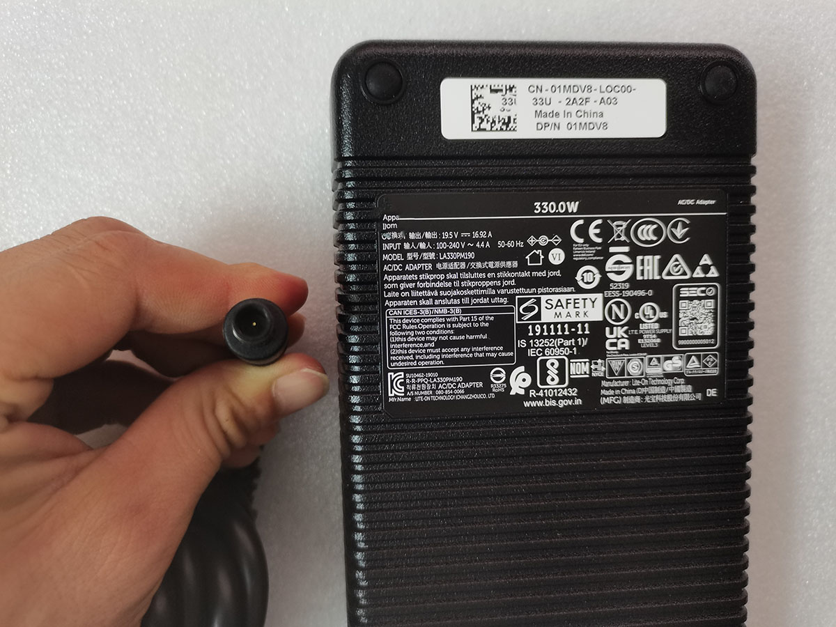 محول طاقة أصلي جديد 330 واط 19 - مراجعة Pc Gaming Dell وسعره